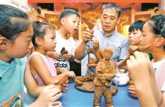 澳门银河赌场_澳门银河网址_澳门银河网站_安徽省淮北市不少学生走进淮北泥塑